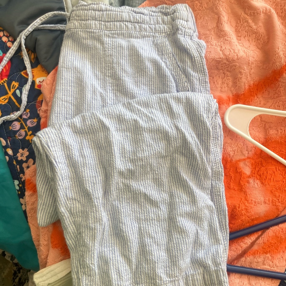 croft & barrow Light Blue Striped Capris